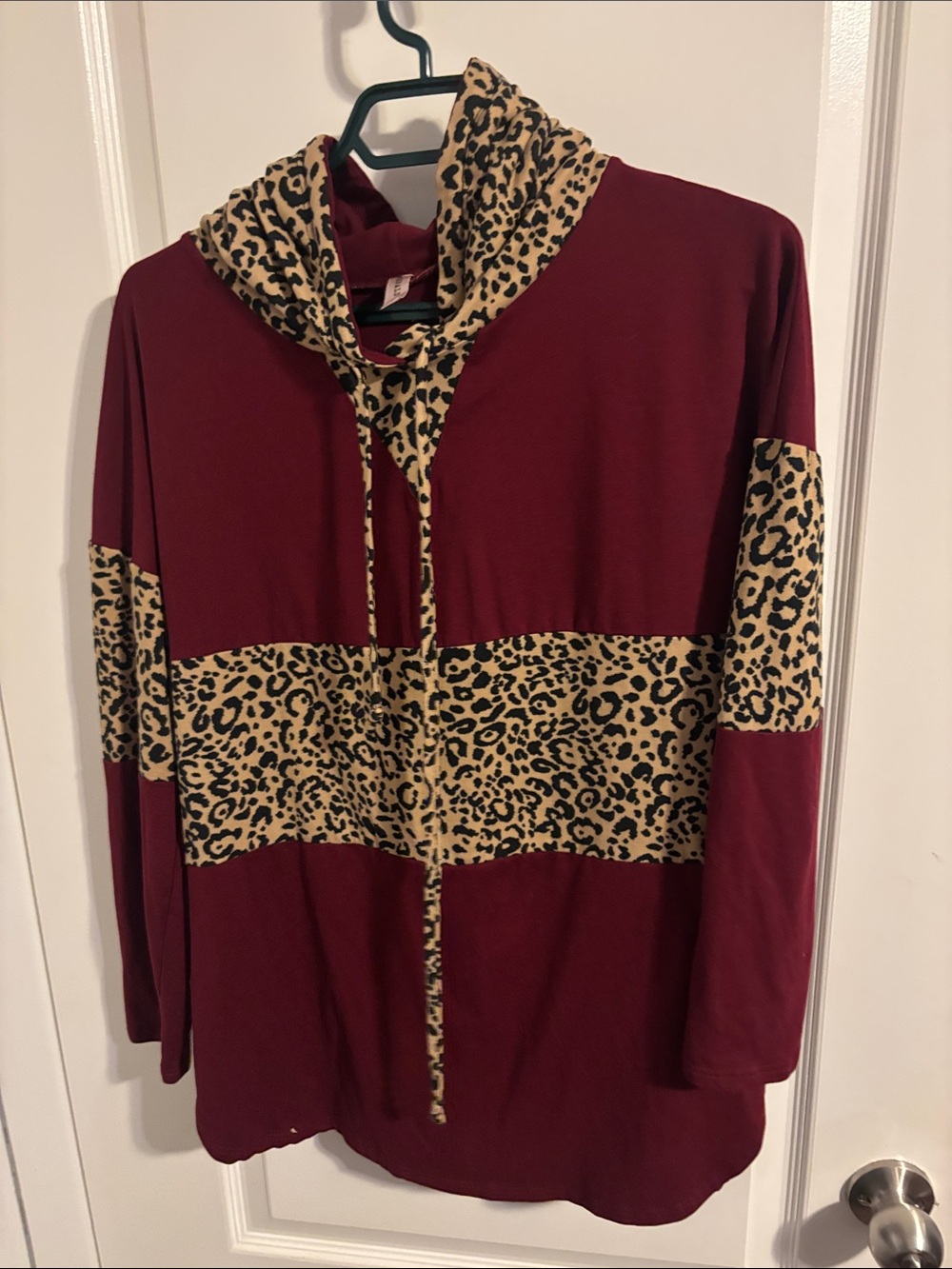 Emerald Burgundy Hooded Top with Leopard Accent